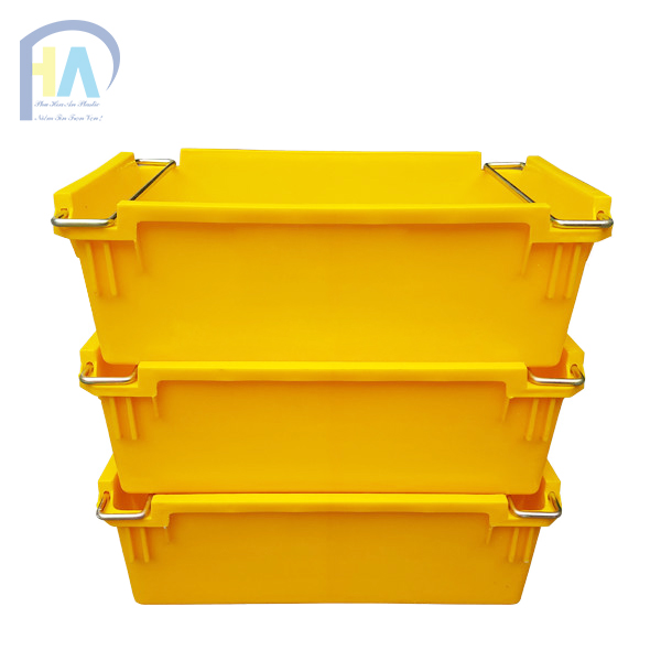 Thùng nhựa đặc A2 dày dặn màu vàng