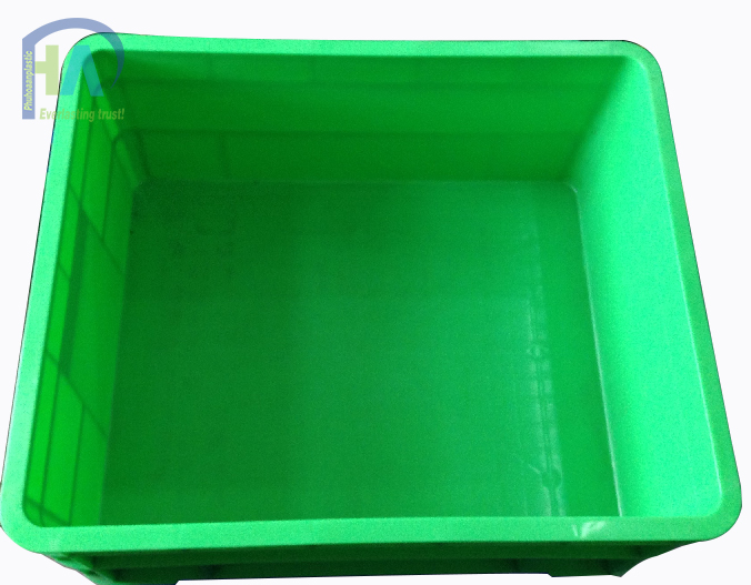 Thùng nhựa đặc B8 màu xanh lá cây bến đẹp