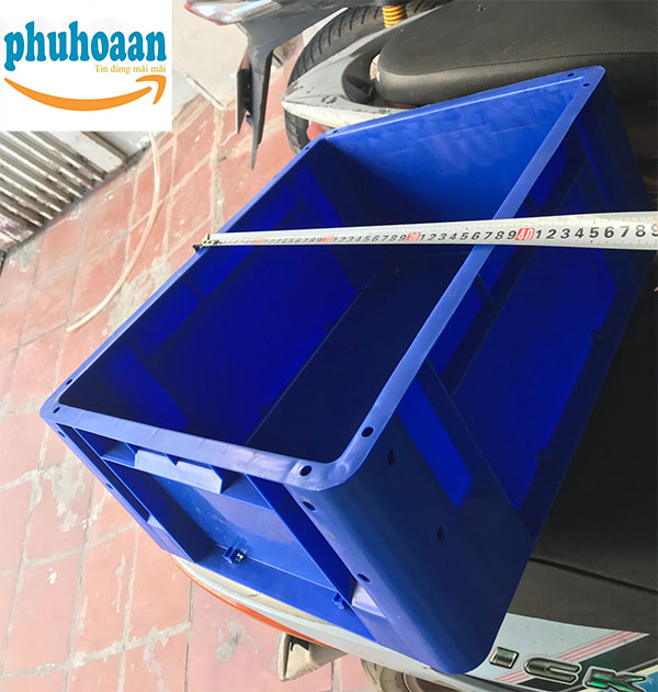 Sử dụng thùng nhựa đặc PHA929