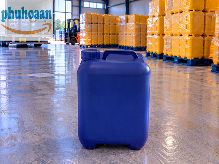 Các mẫu can nhựa 20 lít màu xanh đẹp