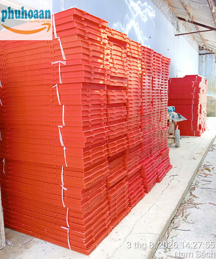Mua Tấm Nhựa Lót Sàn Heo Tại Phú Hòa An